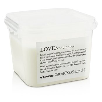 Condicionador Lovely Curl Enchancing Love - Para Cabelos Cacheados e Encaracolados (Nova Embalagem)